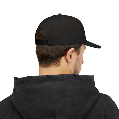 Jumping Pike Fishing Men's Hat