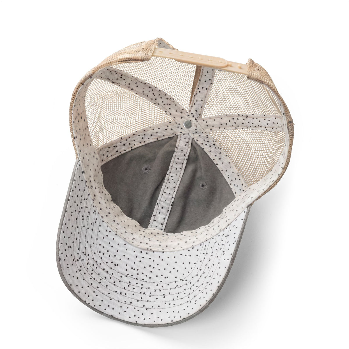 Hunting Makes Me Happy Washed Mesh-Back Cap
